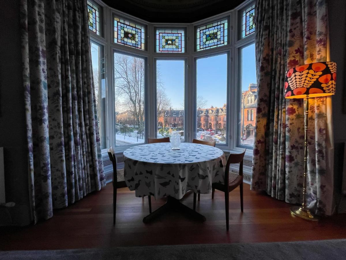 1 Bed Character Filled Glasgow Apartment المظهر الخارجي الصورة